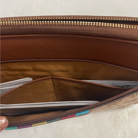 LAST ONE 🔥🔥NWT Coach Sleeve In Signature Jacquard With Stripe And Coach … - Picture 7 of 9